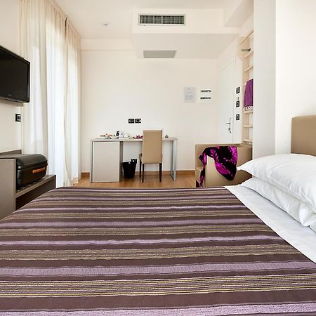 Hotel Sporting San Benedetto del Tronto Room photo