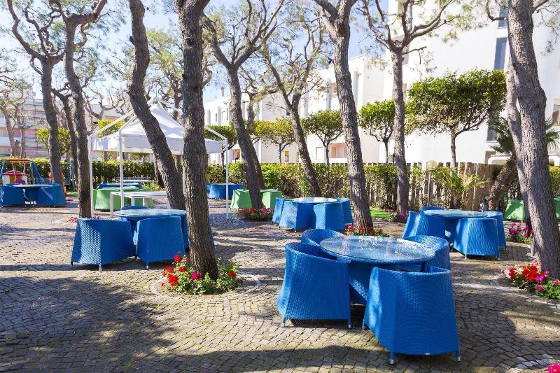 Hotel Sporting San Benedetto del Tronto Exterior photo