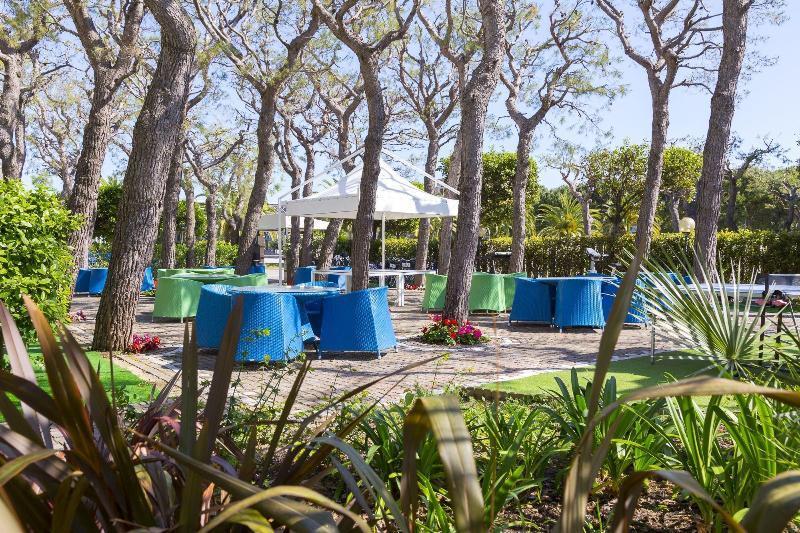 Hotel Sporting San Benedetto del Tronto Exterior photo