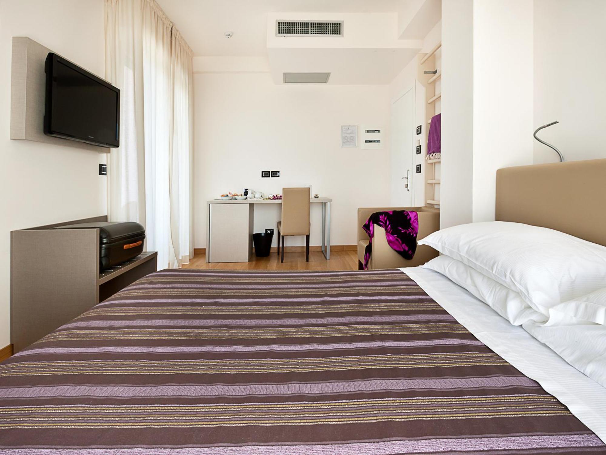 Hotel Sporting San Benedetto del Tronto Room photo